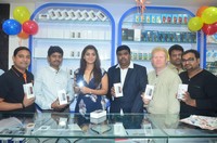 Yamini Bhaskar Launches 38th CELLBAY Mobile Store